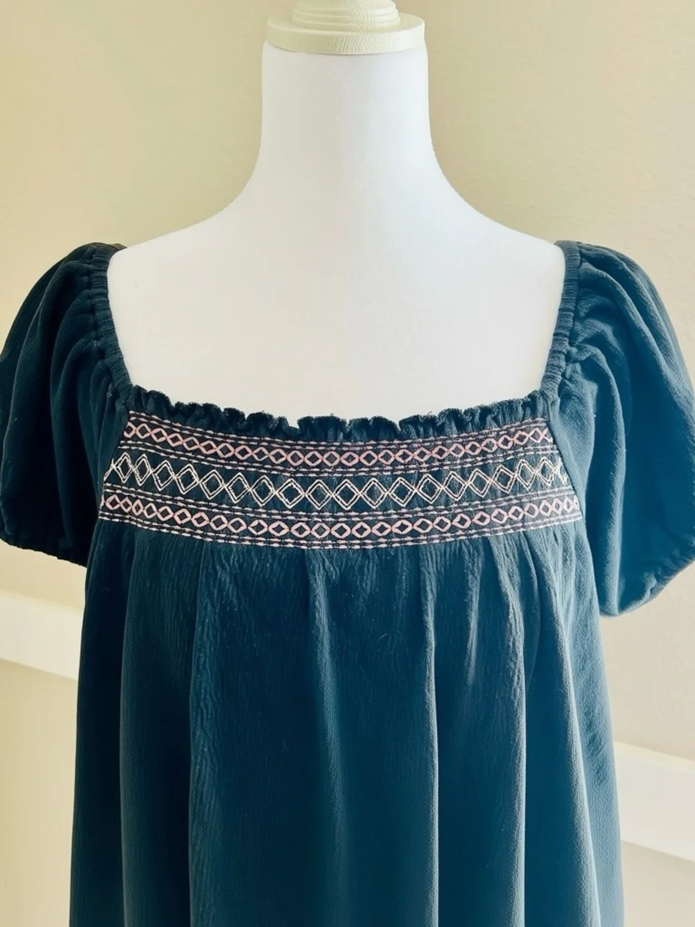 Madewell Black Square-Neck Embroidered Puff Sleeve Blouse/Med